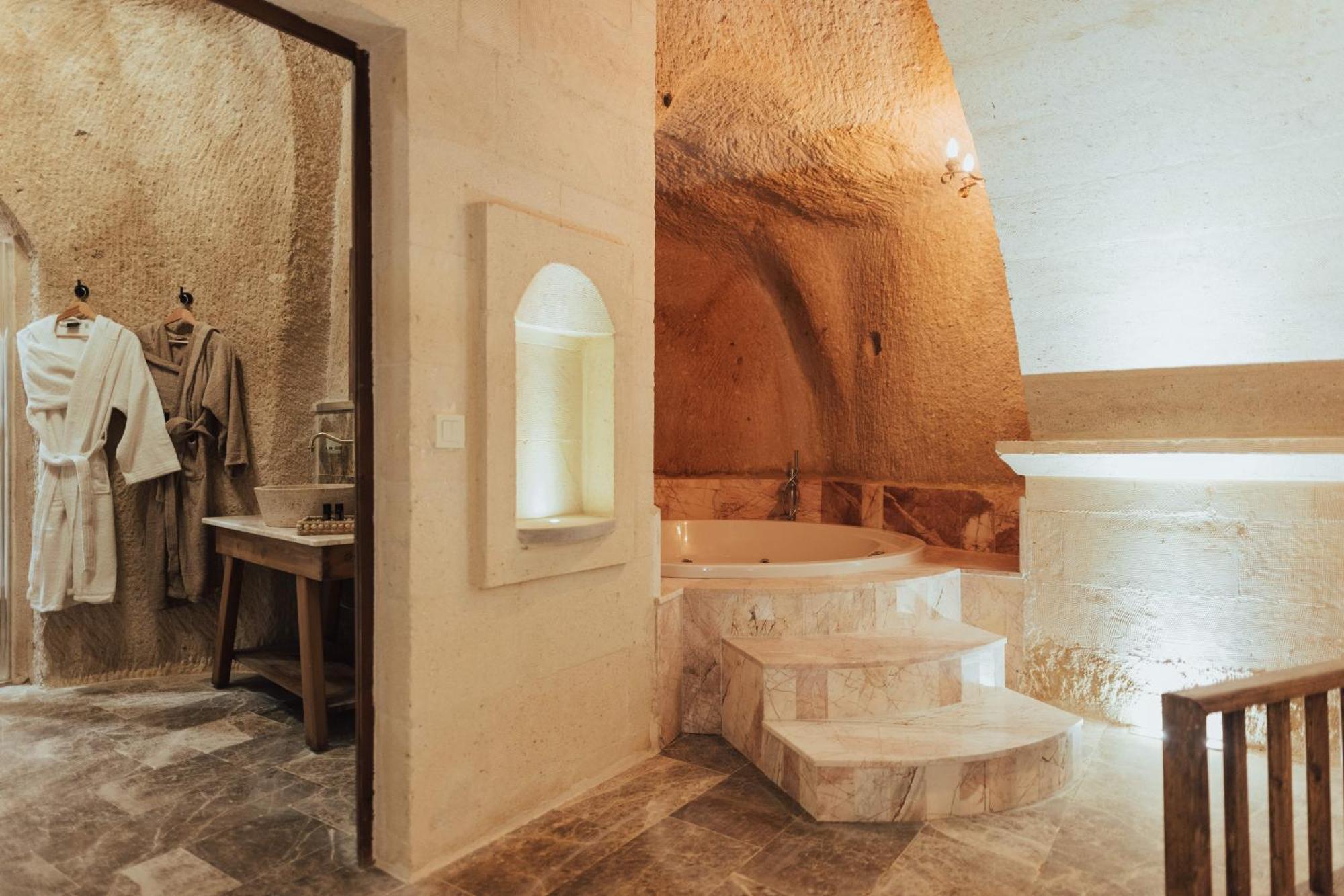 Harem Suites Cappadocia Uchisar Exterior photo